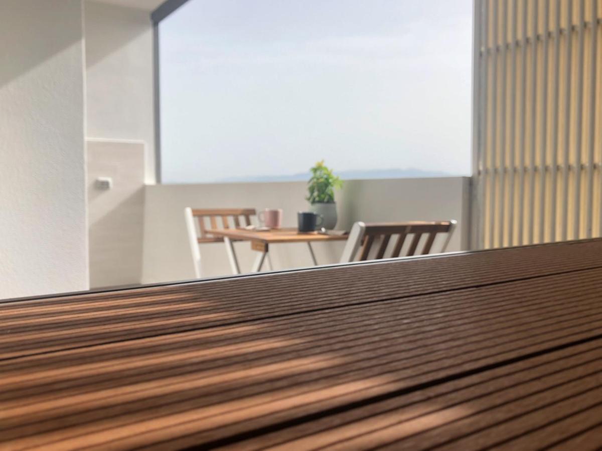קליארי Suite Lighthouse מראה חיצוני תמונה